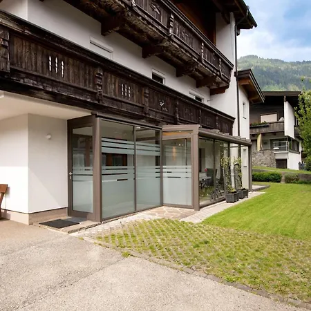Apartamento In Near Spieljochbahn